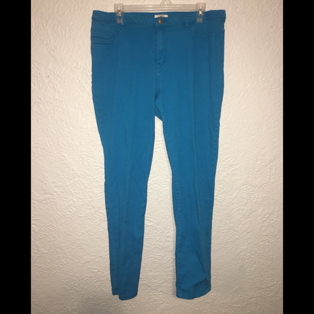 Blue skinny jeans